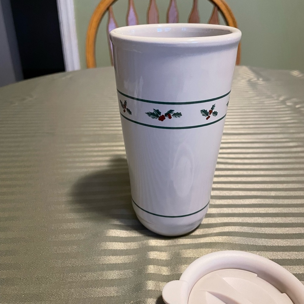 Longaberger  Travel Mug with Christmas Holly around it - Picture 10 of 11